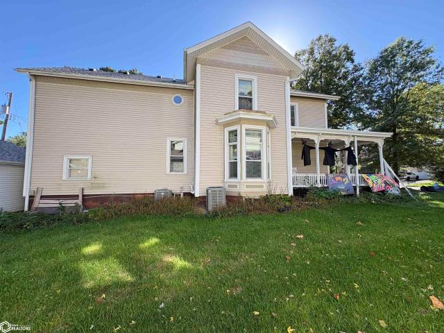 House for sale in Oskaloosa, Mahaska County