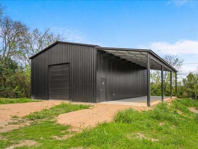 Property for sale in Burton, Texas