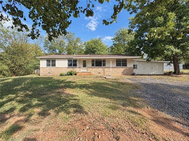 House for sale in Plainview, Yell County