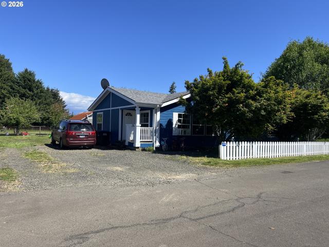 House for sale in Oregonia