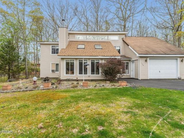 House for sale in Dingmans Ferry, Pennsylvania