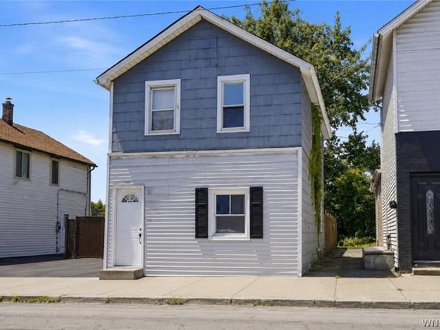 House for sale in Niagara, New York