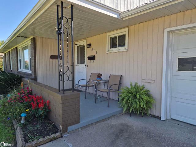 House for sale in Oskaloosa, Mahaska County