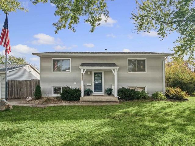 House for sale in Waverly, Bremer County
