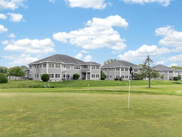 Condo for sale in Elkhorn, Wisconsin