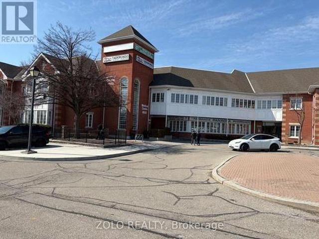 Commercial for rent in York, Ontario