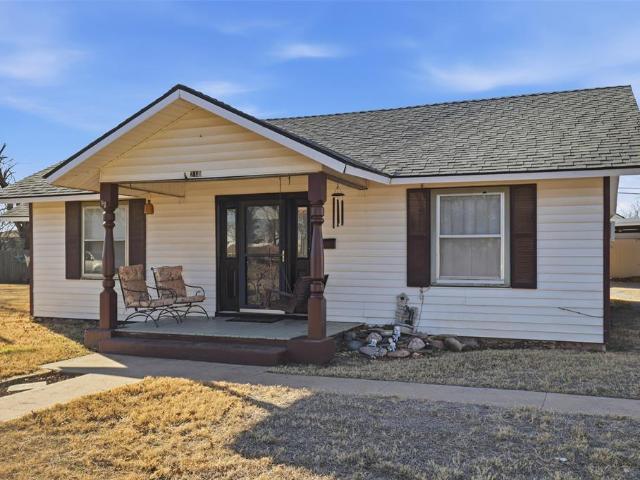 House for sale in Hennessey, Oklahoma