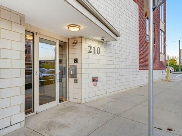 Condo for sale in Milwaukee, Milwaukee County