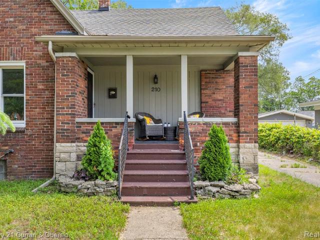 House for sale in Ferndale