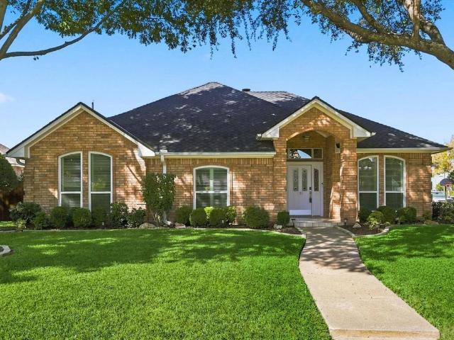 House for sale in Indian Hills, Waxahachie