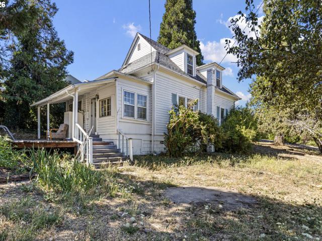 House for sale in Oregonia