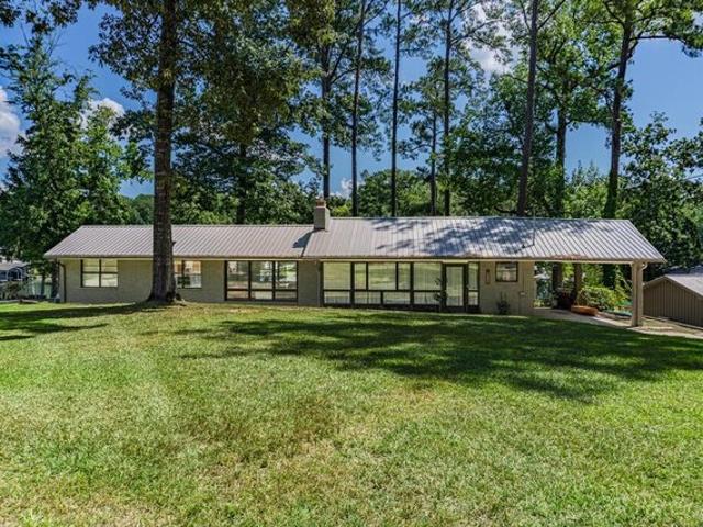 House for sale in Elmore, Alabama