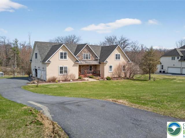 House for sale in Bushkill, Pennsylvania
