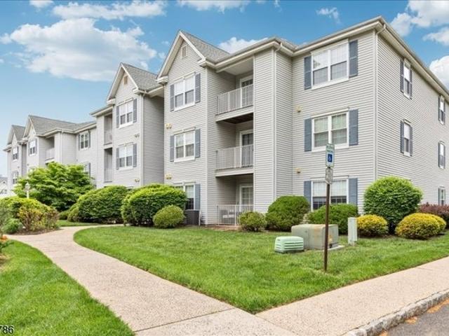 Condo for sale in Bridgewater, New Jersey