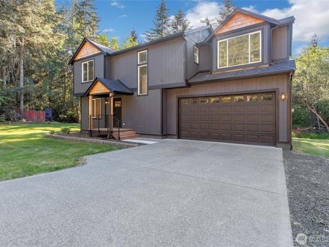 House for sale in Lakebay, Washington