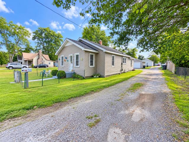 House for sale in Metropolis, Illinois