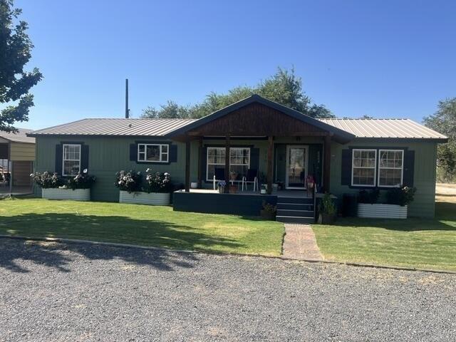 House for sale in Howard, Texas