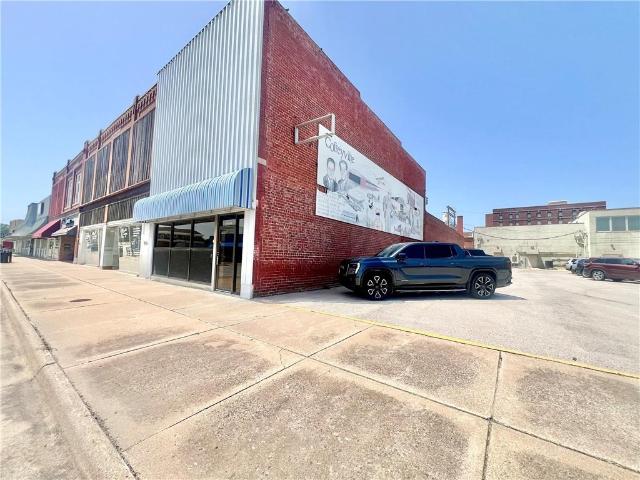 Commercial for sale in Kansas