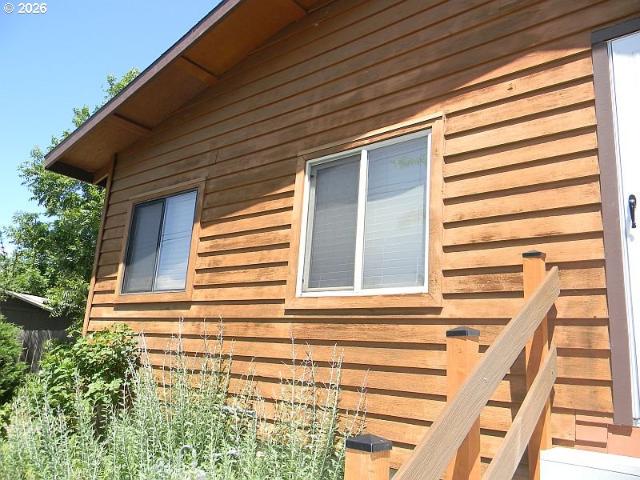 House for sale in Bingen, Washington