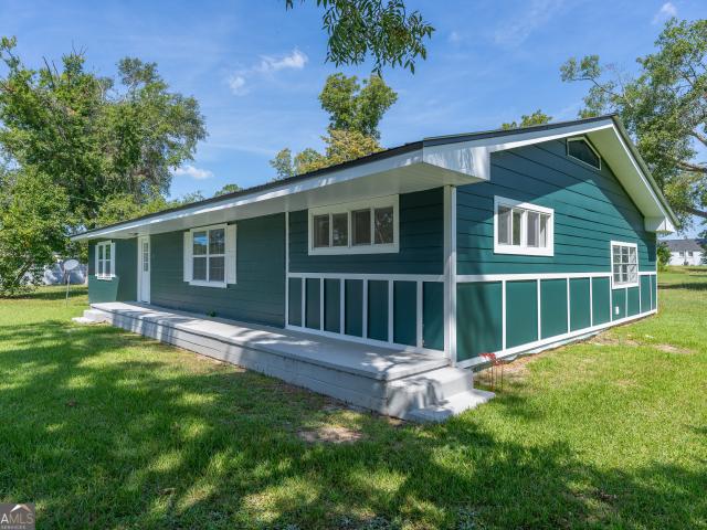 House for sale in Helena, Georgia