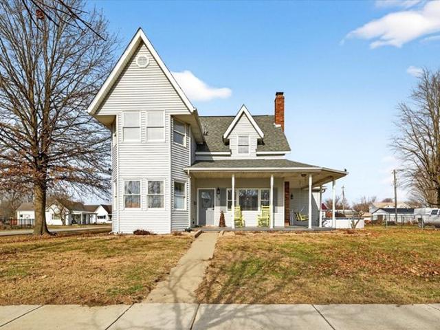 House for sale in Worthington, Indiana