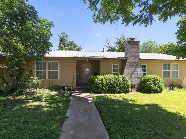 House for sale in Junction, Texas