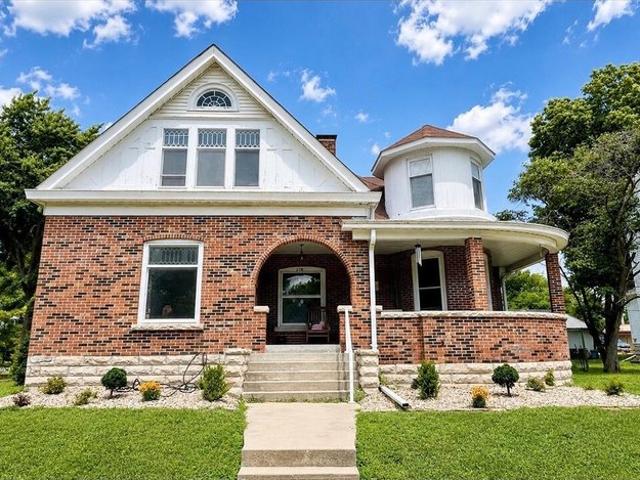 House for sale in Shelbina, Missouri