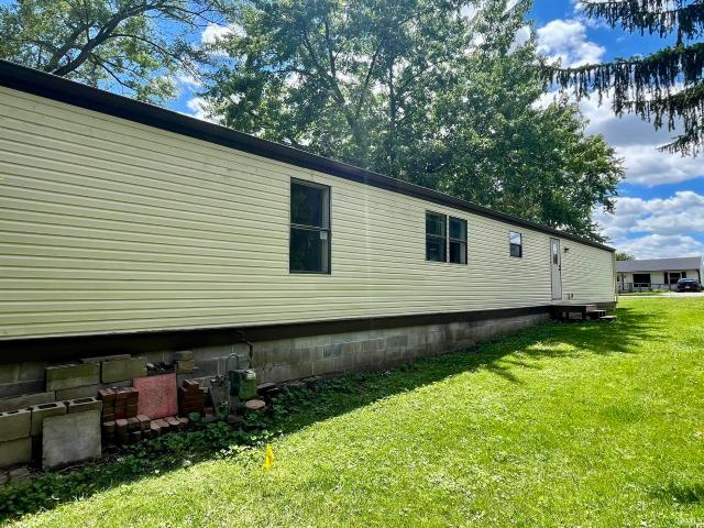 House for sale in Bunker Hill, Indiana