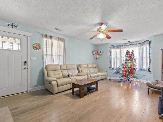 House for sale in Chickamauga, Georgia