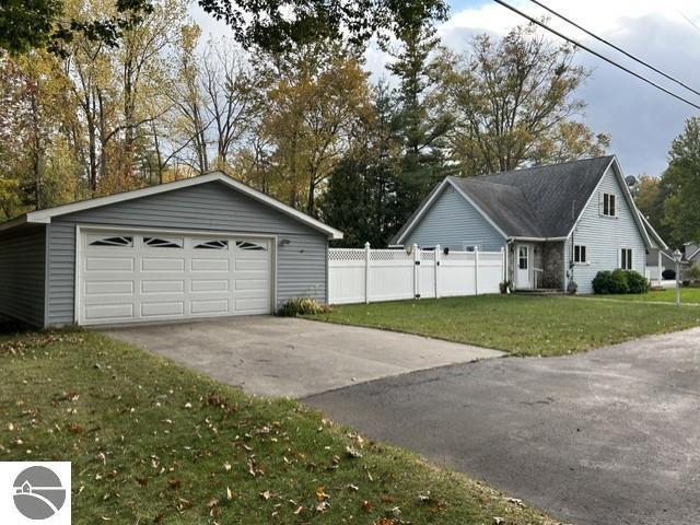 House for sale in Tawas City, Iosco County