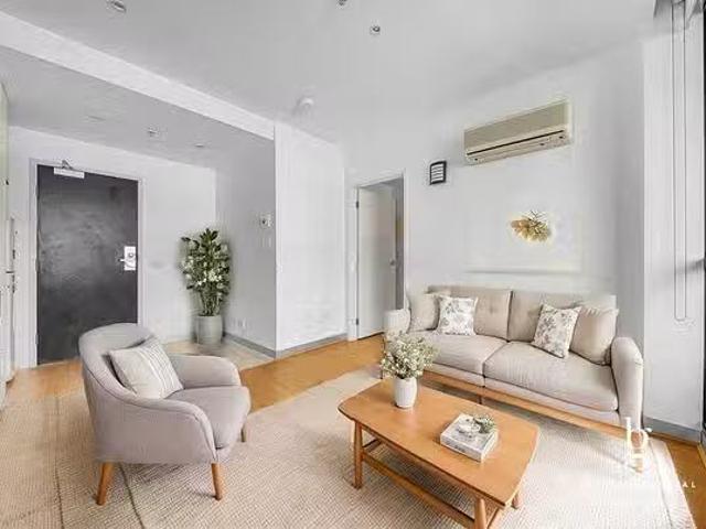 Apartment for rent in Carlton