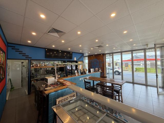 Retail for rent in Toombul, Queensland
