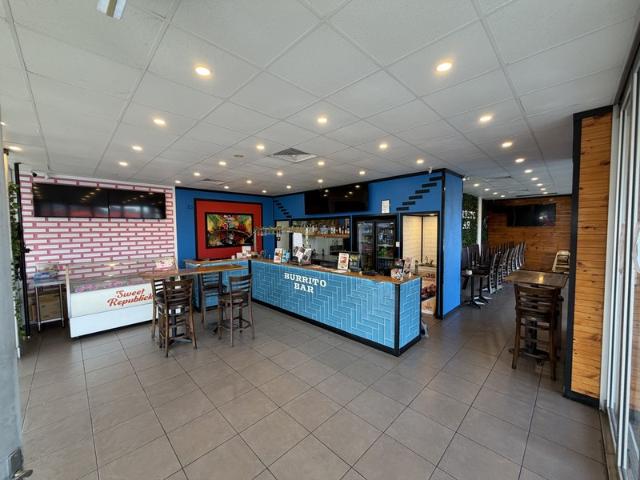 Retail for rent in Toombul, Queensland