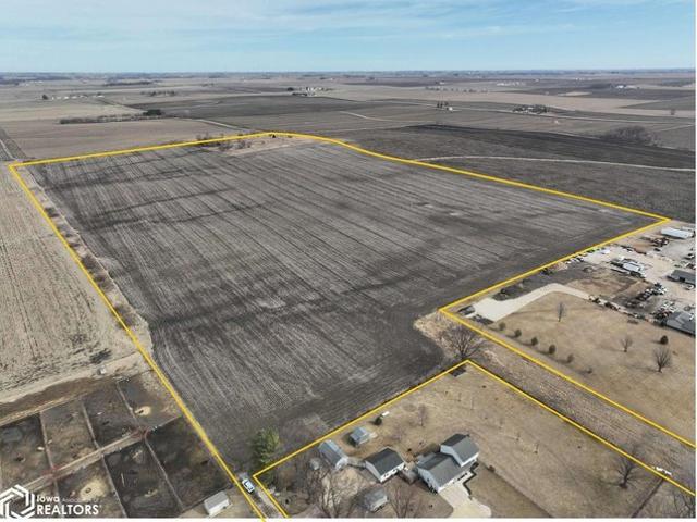 Farm for sale in Manchester, Iowa