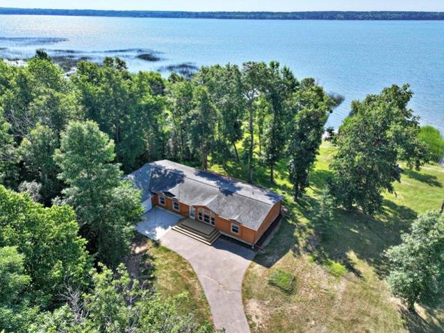 House for sale in Hubbard, Minnesota