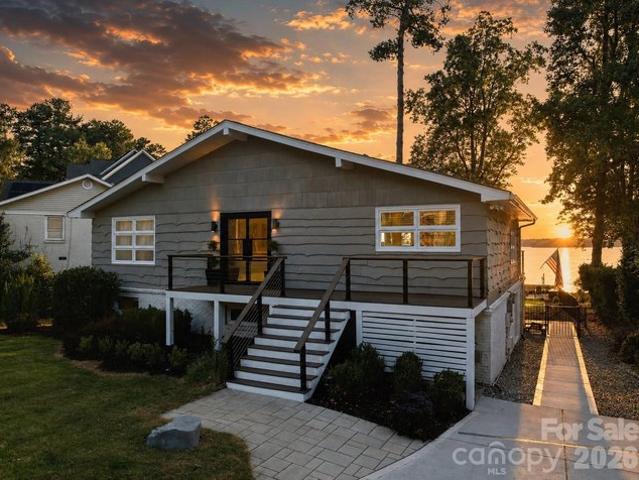 House for sale in Mecklenburg, North Carolina
