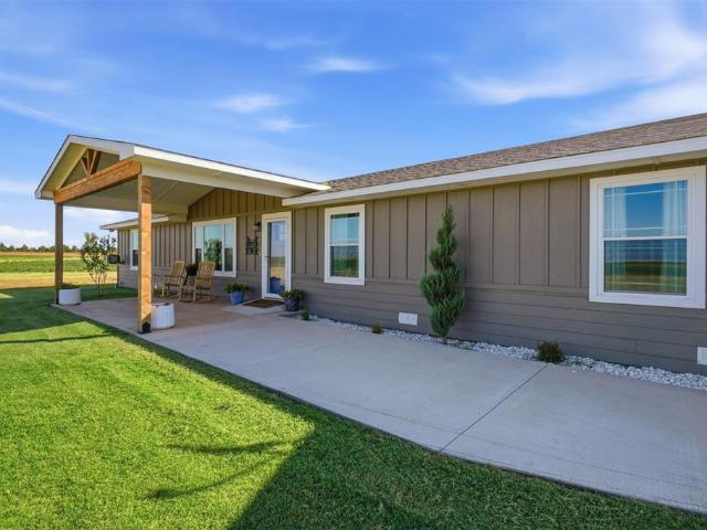 House for sale in Headrick, Oklahoma