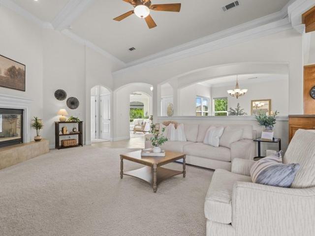 House for sale in Shasta, California