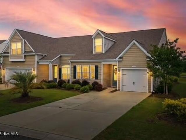 Townhouse for sale in Calabash, North Carolina