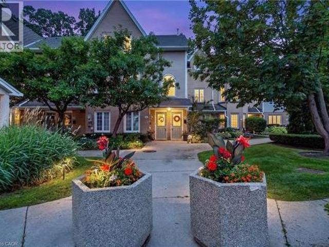 Condo for sale in Burlington, Ontario