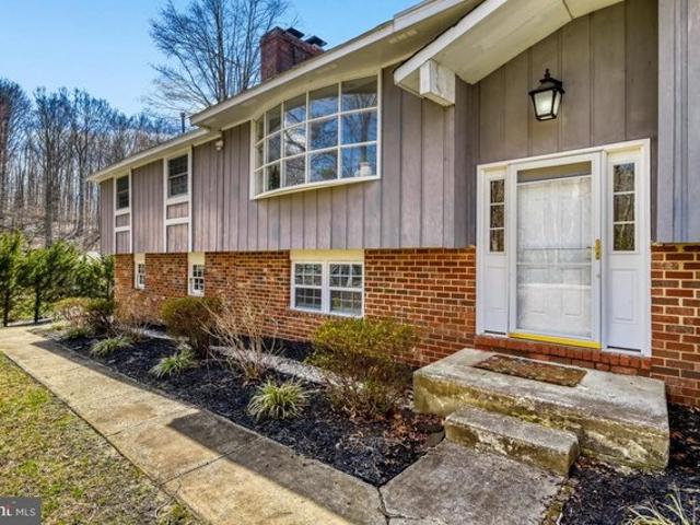 House for sale in Gambrills, Maryland