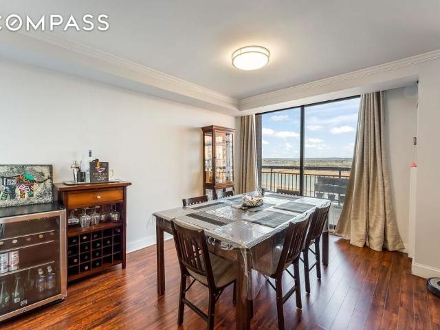 Condo for sale in Hudson, New Jersey