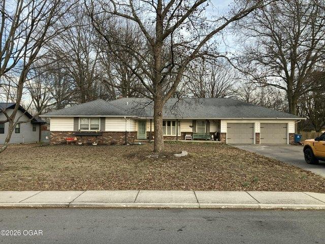 House for sale in Carthage, Missouri