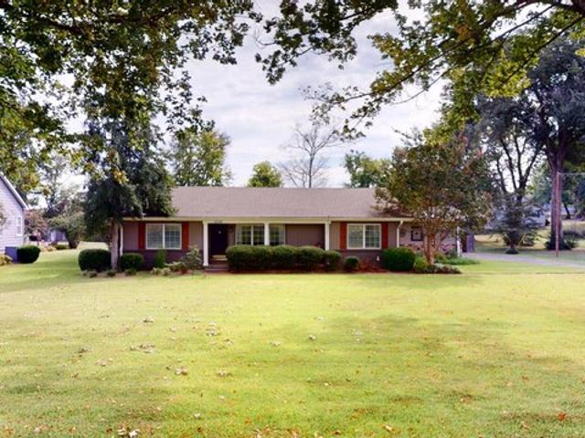 House for sale in Dyersburg, West Tennessee