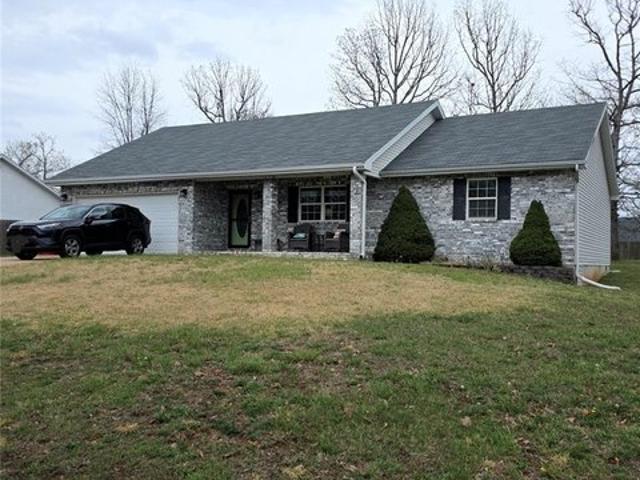 House for sale in Fort Leonard Wood, Missouri