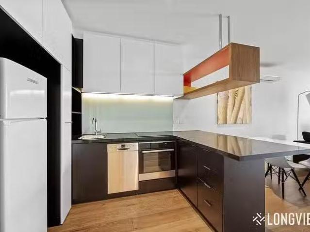 House for rent in Carlton, Melbourne