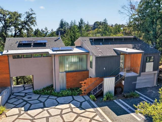 House for sale in Las Cumbres, Los Gatos