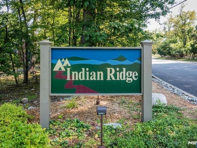 Condo for sale in Mahwah, New Jersey