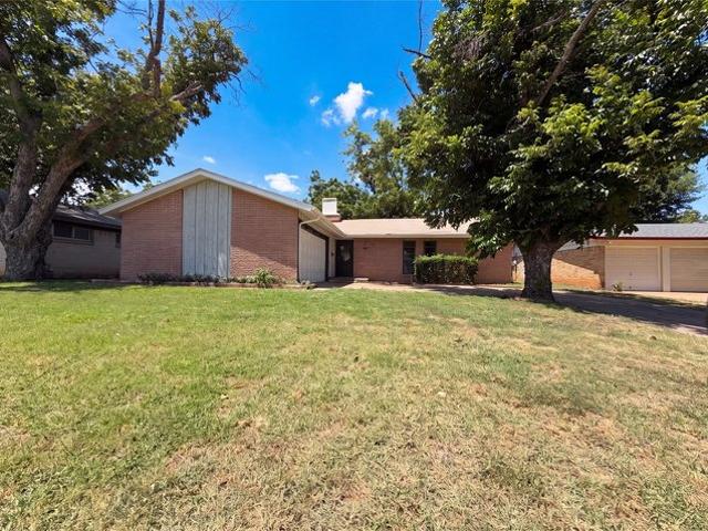 House for sale in Irving, Texas