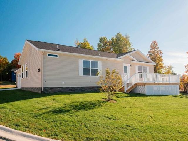 House for sale in Traverse City, Grand Traverse County